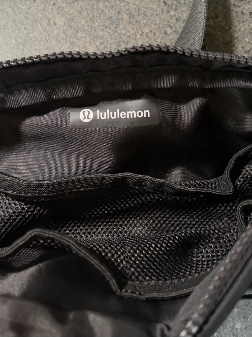 lululemon athletica Black Waist / Crossbody Belt Bag - Picture 3 of 7